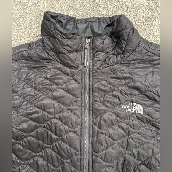 The North Face Black Quilted Jacket XL - Picture 4 of 4